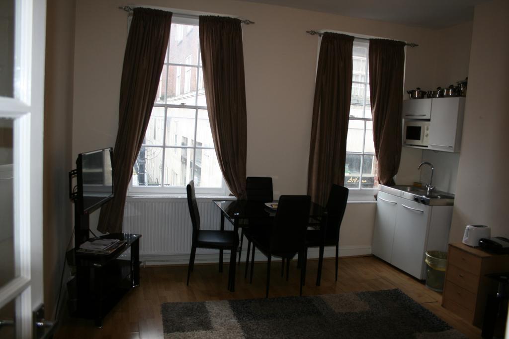 Mayfair Flat London Room photo